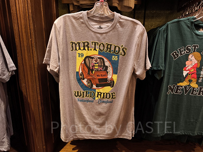 アナハイムディズニー服：トード氏のワイルドライドTシャツ