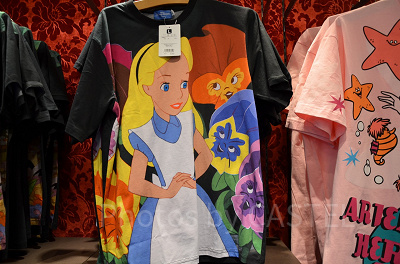 ふしぎの国のアリスTシャツ