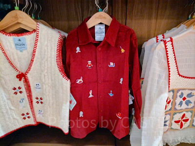 香港ディズニーアナ雪グッズ：ポイントシャツ（レッド）