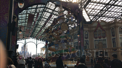 35周年のワールドバザールとセレブレーションタワー