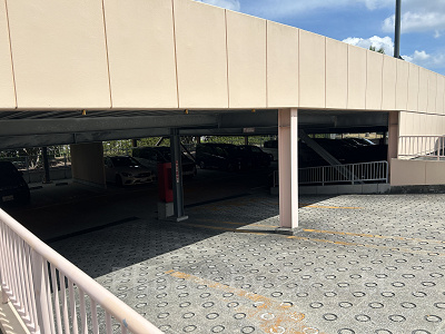 セレブレーションホテル駐車場