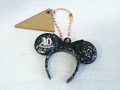 ディズニーガチャガチャ】40周年モチーフキーチェーンを紹介！デザイン