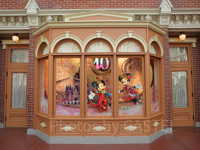 グランドエンポーリアムの40周年フォトスポット