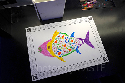 世界とつながったお絵かき水族館体験!絵を塗り終わったところ