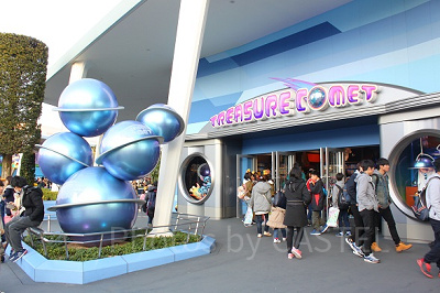 ワンマンズ・ドリームⅡのガチャガチャに大行列