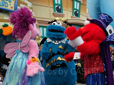 アビー、クッキーモンスター、エルモ/ハロウィーン（2018年)