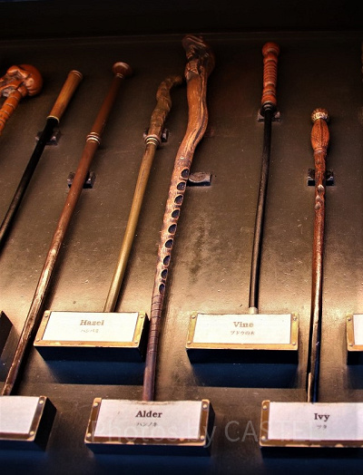 USJ】ハリーポッターの杖61種類！オリバンダーの店で買える 