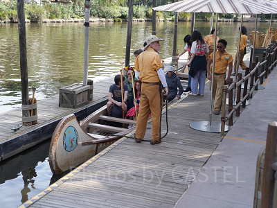カリフォルニアアナハイムディズニーのアトラクション：デイビー・クロケットのカヌー探検