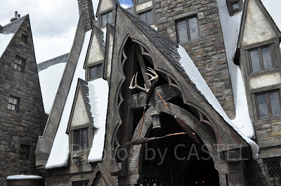 USJ「三本の箒」外観