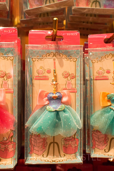 ディズニープリンセスキーチェーン＆ストラップグッズ35選！靴やドレス