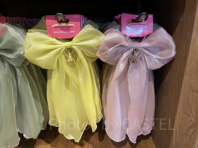 アリエルのヘアゴム（写真左端）