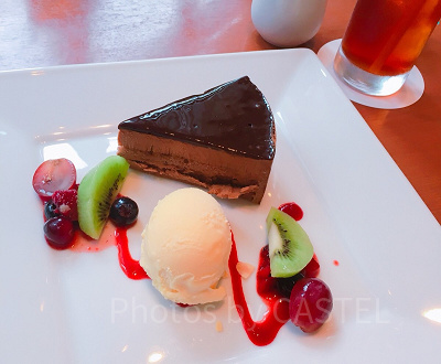 アゼリアのケーキ