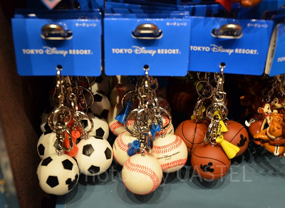 ボールモチーフのキーチェーン