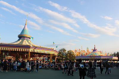 人ごみが苦手な人は気をつけて！