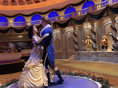 美女と野獣（ダンスホール）