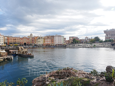 ディズニーシーのビリーヴ〜シー・オブ・ドリームス〜鑑賞場所：アクアダクトブリッジからの景色②