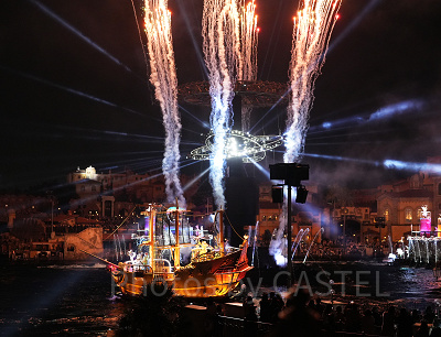 ビリーヴ：フィナーレでは花火が次々と打ち上がります