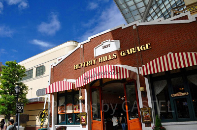 ビバリーヒルズ・ブランジェリー外観／USJ