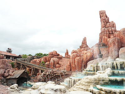 ビッグサンダーマウンテンのコースはカーブが多い!