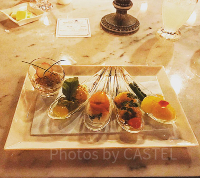 「ブルーバイユー・レストラン」のメニュー