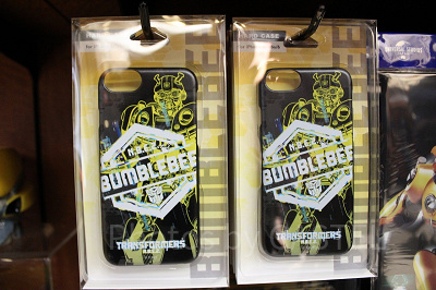 バンブルビースマホケース