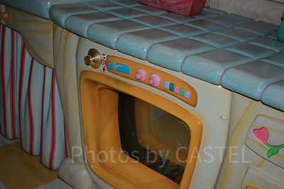 ケーキがこのオーブンの中に！