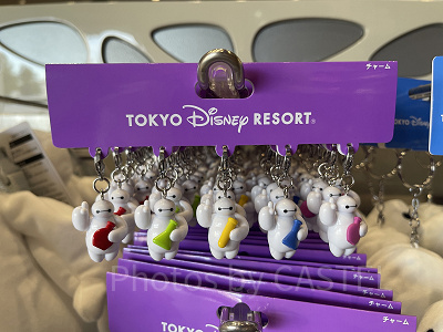 ベイマックス　ペンダント　２つセット ベイマックスの光るペンダント| キャステル | CASTEL ディズニー情報