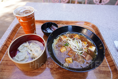 チャイナボイジャーはその名の通り中華料理レストラン