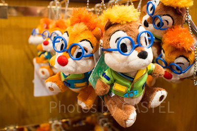 チップ&デールのぬいぐるみバッジ