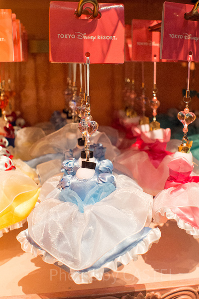 ディズニープリンセスキーチェーン＆ストラップグッズ35選！靴やドレス