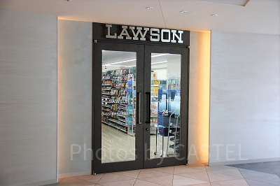 コンビニ(ローソン)