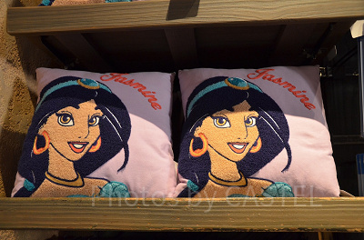 クッション（ジャスミン）