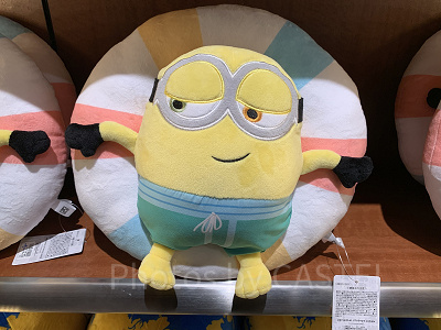 クッション(MINIONS CHILL in the POOL)