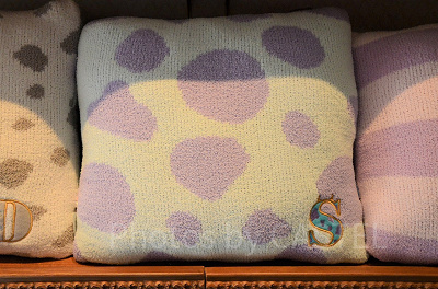 クッション(サリー)