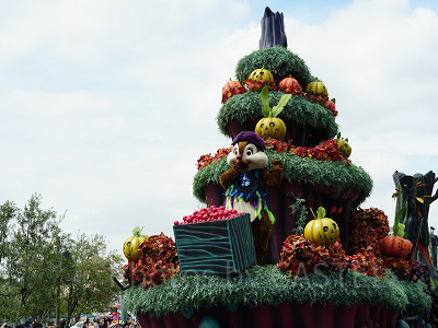 後方にはデールが乗っていますよ