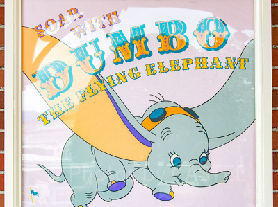 ディズニーのキャラクター「ダンボ」