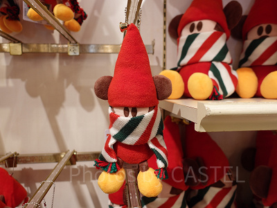 ディズニー・クリスマス・リルリンリングッズ:ぬいぐるみバッジ