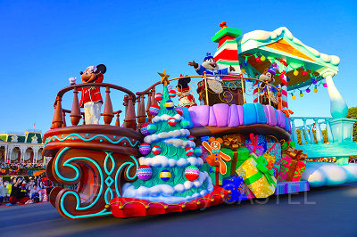 Disney - ディズニー　クリスマスリース　2023 Amazon.co.jp: ディズニー クリスマス 2023 リース(大）ミッキー