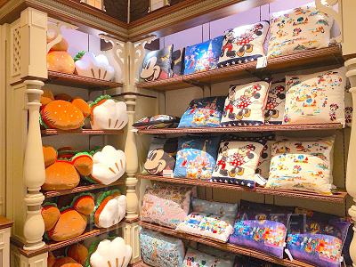 ディズニーのクッション
