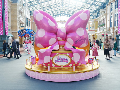 ディズニー・パルパルーザ “ミニーのファンダーランド”のデコレーション(メインエントランス)