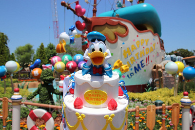 ドナルドの誕生日は複数ある？