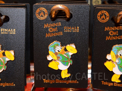 ドナルドピンバッジ