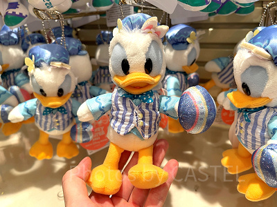 ドナルドぬいぐるみバッジ(2022年ディズニーイースターグッズ)