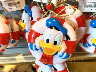 ドナルドの光るペンダント(光るおもちゃ)