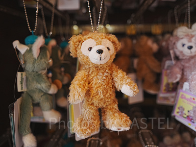 ダッフィーのぬいぐるみバッジ