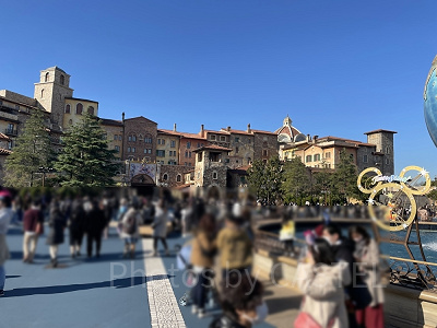 エントランス／10:00