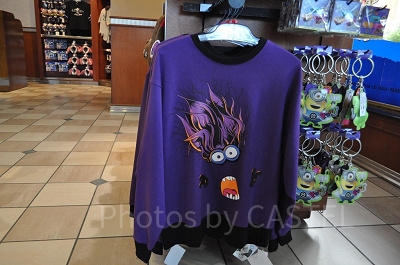 イーブルミニオンのスウェット