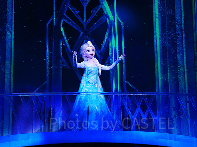 アナ雪】魔法の力を持つ雪の女王「エルサ」のプロフィール＆グッズ