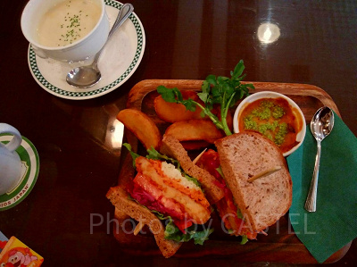 フィネガンズバー&グリルのフィネガンズサンドウィッチセット