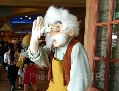 去り際のゼペットじいさん